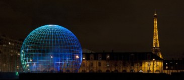 Installation "Light is Here" by Finnish artist Kari Kola, intstalled by Valoparta Ltd.© UNESCO/Nora Houguenade