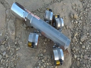  Enlarge A BLU-108 canister with four submunitions still attached found in the al-Amar area of al-Safraa, Saada governorate, in northern Yemen on April 17, 2015 © 2015 Private | Source: Human Rights Watch