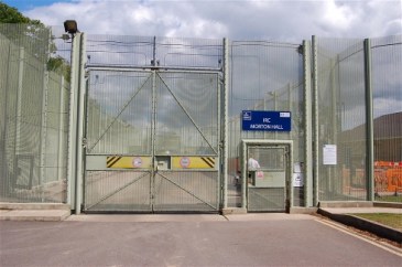 **Photo: UK Home Office | Too tough inside: The inquiry is looking into the need to lock up so many migrants | Source: IRIN