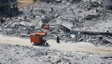 **Image: Ruins in Beit Hanoun, in the northern Gaza Strip, August 2014 | Author: btselem | Source: http://www.btselem.org/photoblog/20140810_beit_hanun | Wikimedia Commons