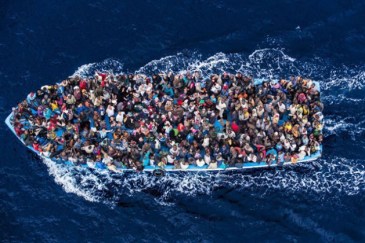 hcr-boat-refugees_-629x420