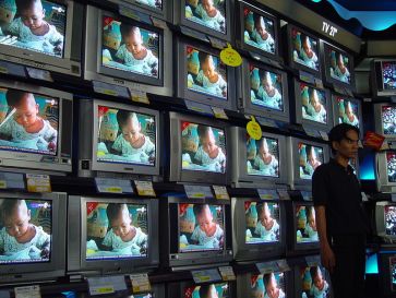 800px-Mall_culture_jakarta35