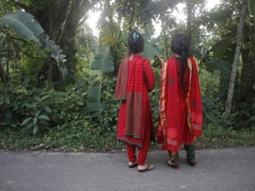 Bangladesh-indigenous-women-IWGIA