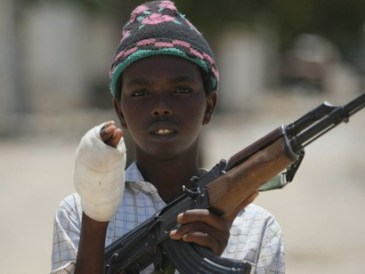 Soldier-child-in-Congo