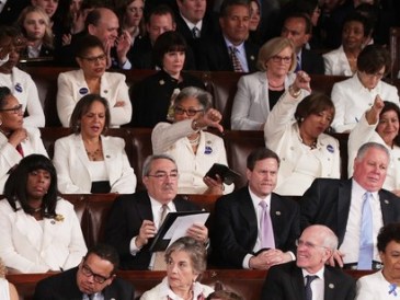 The-Democratic-women-of-Congress-wearing-white