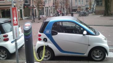 Top 10 climate 2 electric car charging, Amsterdam 2011, Ludovic Hirlimann_0