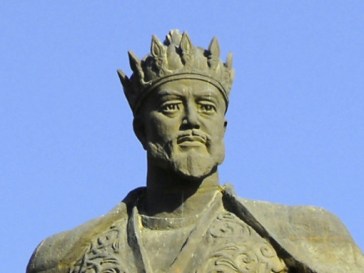 Statue-of-Amir-Timur-in-Samarkand