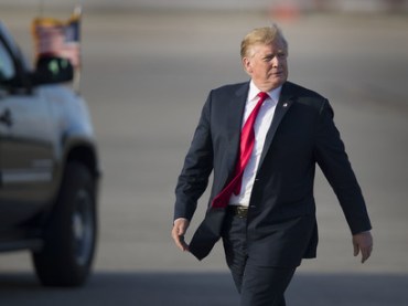 He-put-a-corset-over-his-stomach-and-lengthened-his-tie-to-cover-it-as-much-as-a-tie-can