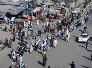 Dozens-of-men-march-for-peace-near-Ghazni-on-June-2018