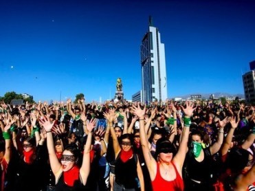 Organized-and-brave-Chilean-women-claim-their-place