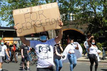 Black-Lives-Matter_2