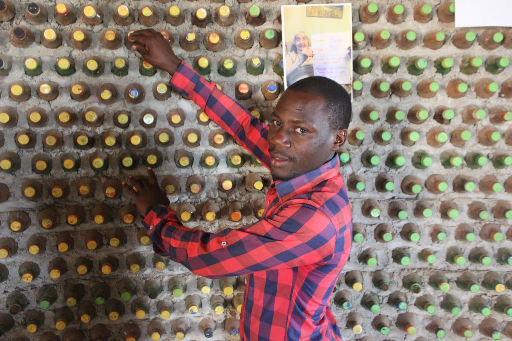 David-Mande-shows-walls-made-out-waste-bottles-or-ecobricks-1024x683