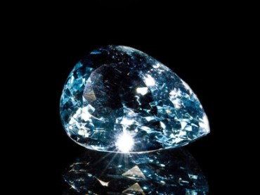 Why-should-we-still-allow-any-gem-mining-for-any-jewelry-gems