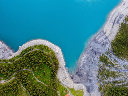 Looking-at-our-planet-we-see-that-it-is-mostly-water