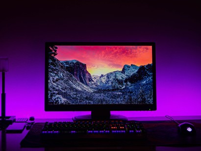 Malicious-actors-compromised-SolarWinds-infrastructure-via-a-method-that-puts-the-broader-online