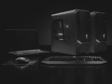 Government-agencies-and-corporations-gather-data-about-us-in-every-interaction-we-have-with-them